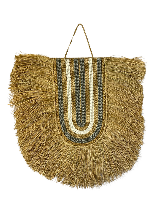 Wall hanger raffie