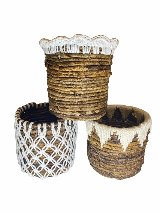Collection natural  round basket