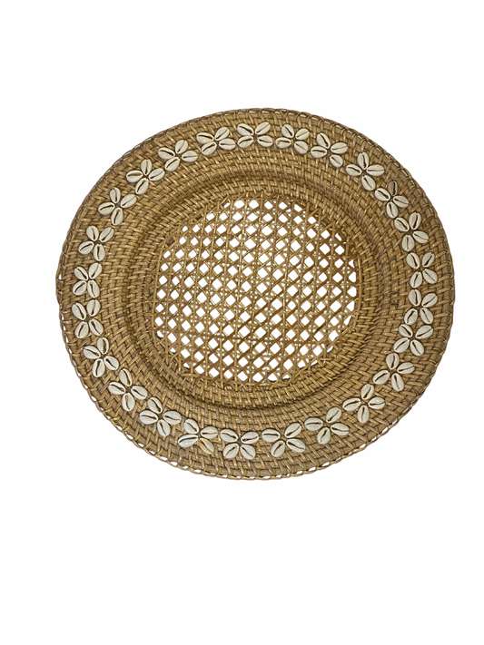 Rattan shell placemat light brown