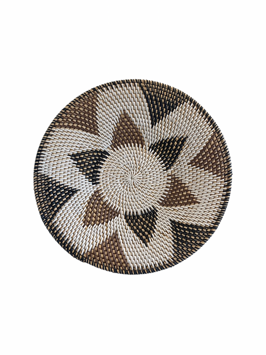 Rattan motif flower wall hanging