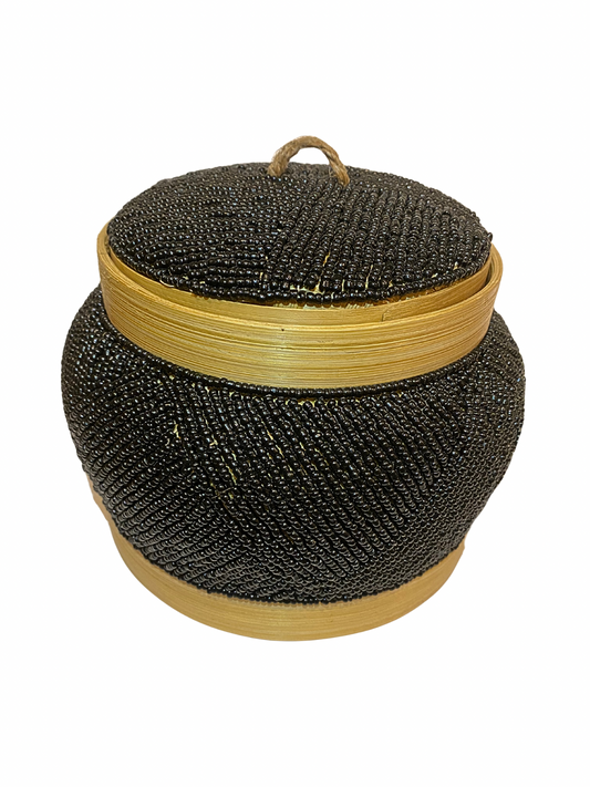 Beaded bamboo pot black