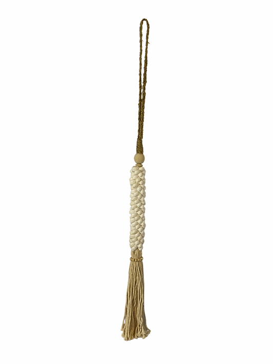 Shell tassel