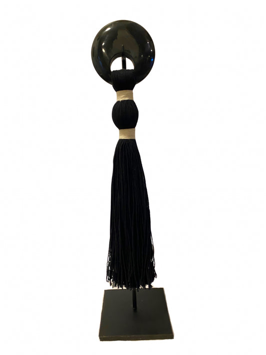 Marbel ring tassel on stand