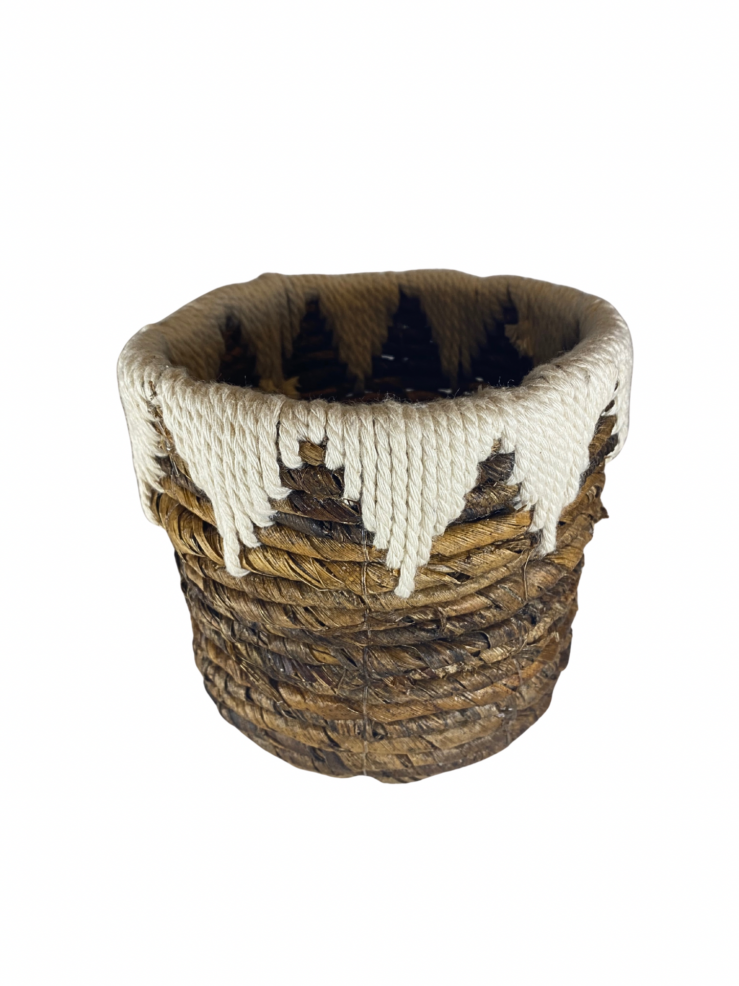 Collection natural  round basket