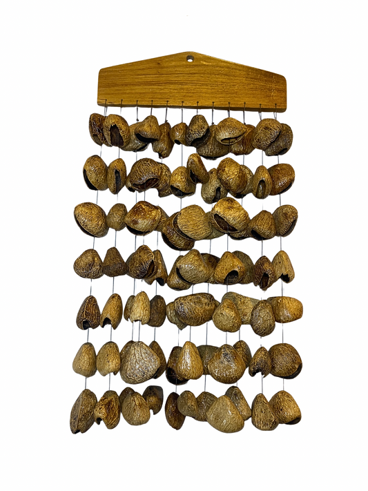 Wall hanger nuts ligt brown size M